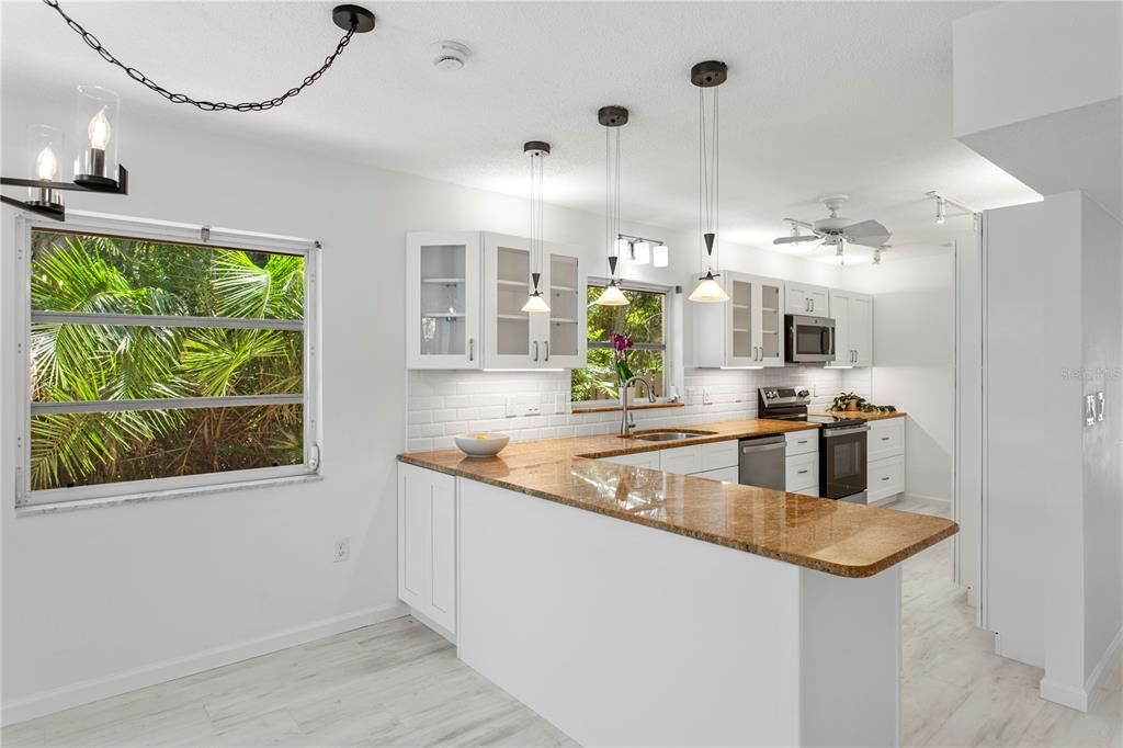 For Rent: $4,500 (2 beds, 2 baths, 1449 Square Feet)