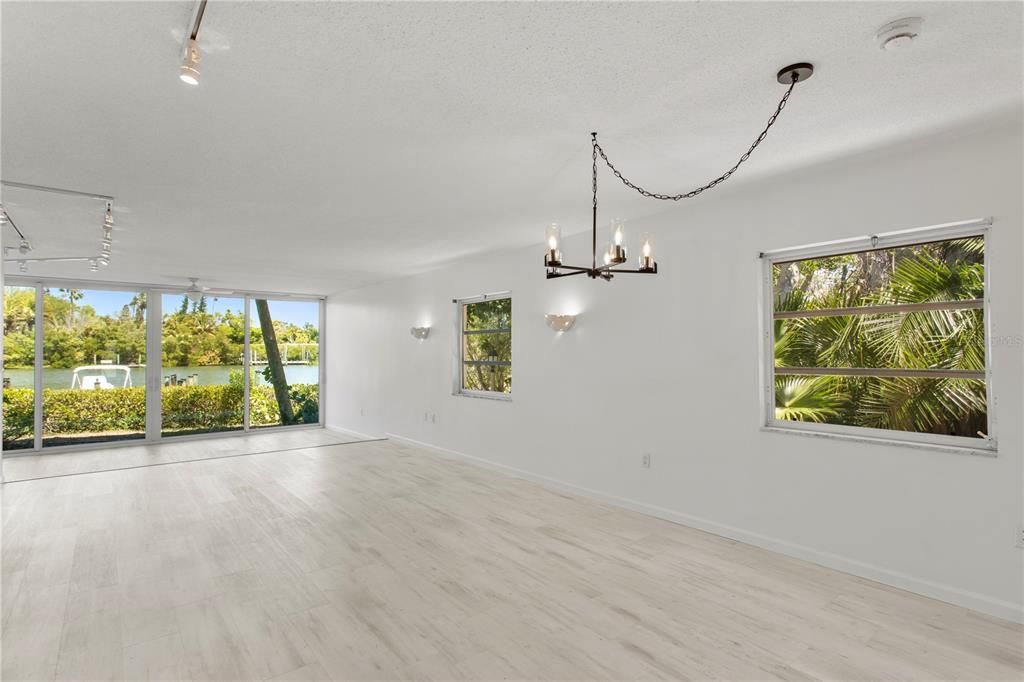 For Rent: $4,500 (2 beds, 2 baths, 1449 Square Feet)