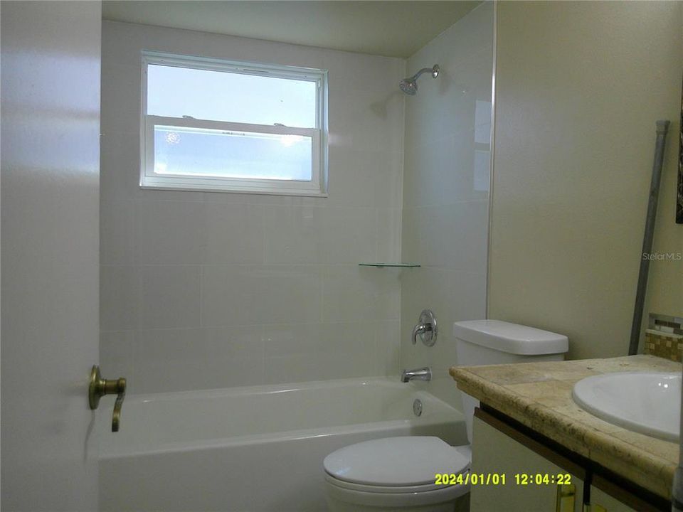 В аренду: $2,200 (3 спален, 2 ванн, 1463 Квадратных фут)
