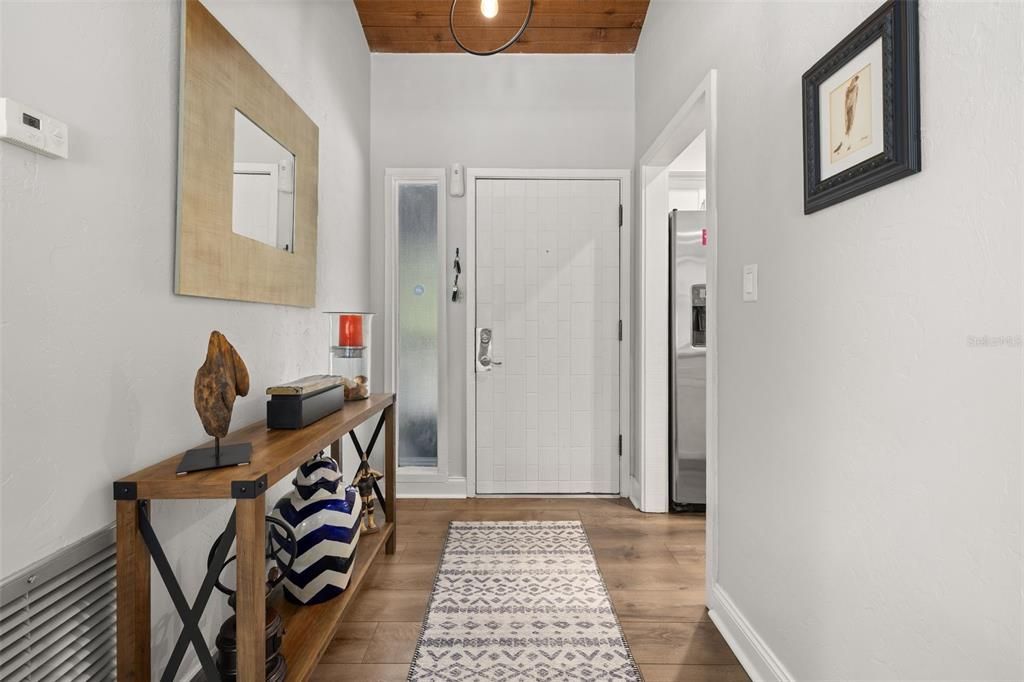 For Sale: $150,000 (2 beds, 2 baths, 1123 Square Feet)