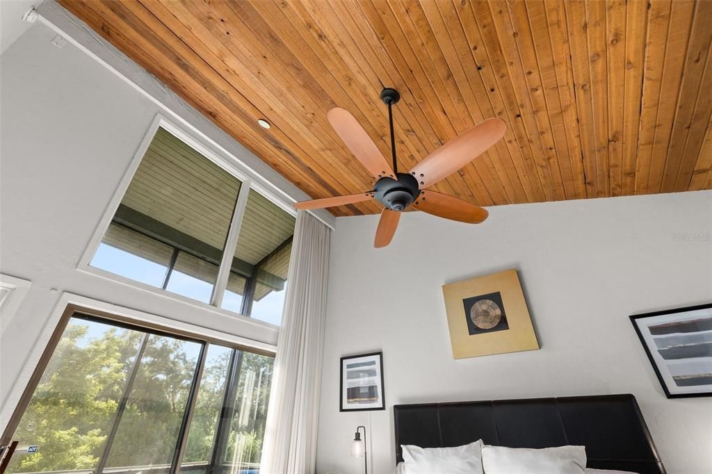 For Sale: $150,000 (2 beds, 2 baths, 1123 Square Feet)