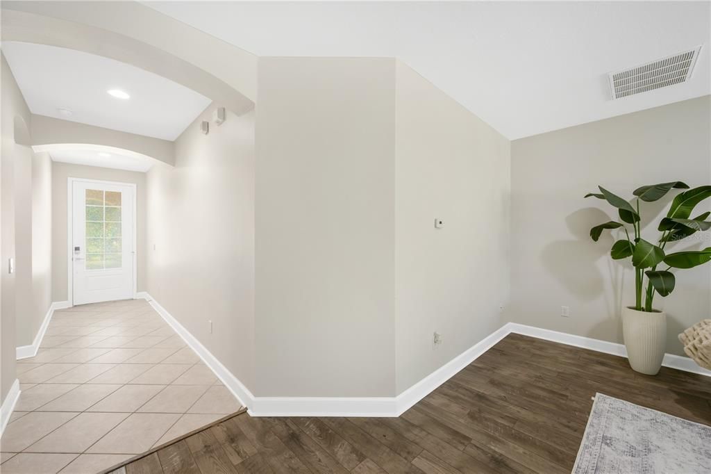 For Sale: $338,500 (3 beds, 2 baths, 1695 Square Feet)