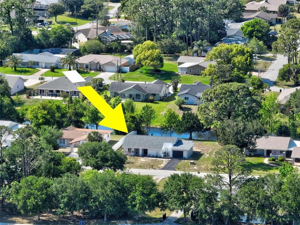 For Sale: $279,000 (2 beds, 2 baths, 1476 Square Feet)
