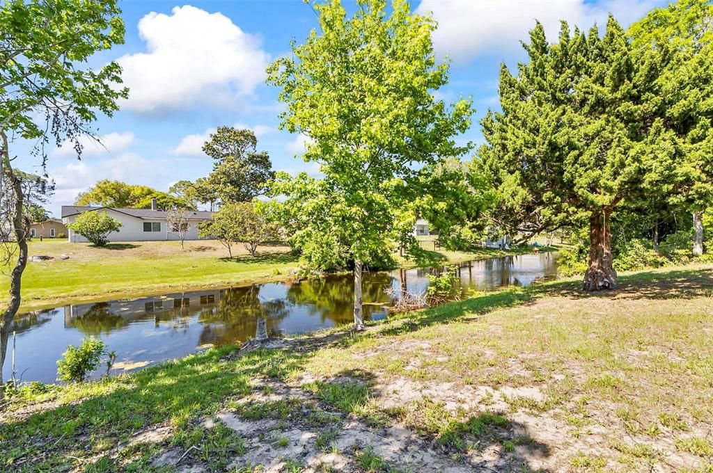 For Sale: $279,000 (2 beds, 2 baths, 1476 Square Feet)
