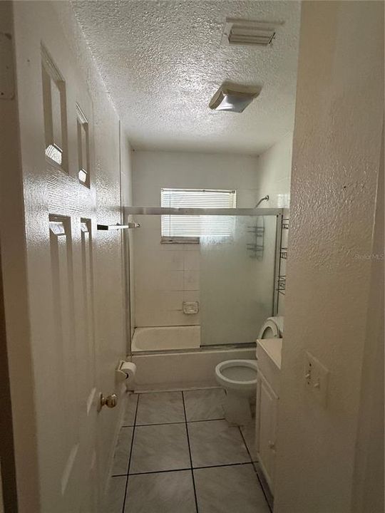 В аренду: $2,500 (4 спален, 1 ванн, 1175 Квадратных фут)