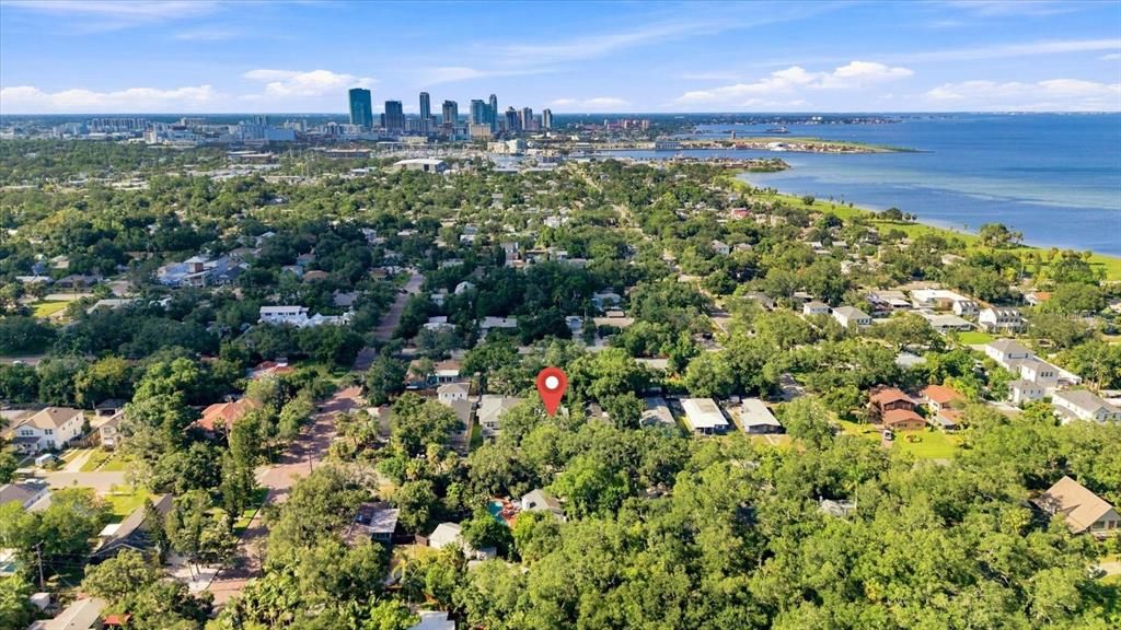 На продажу: $635,000 (2 спален, 2 ванн, 1337 Квадратных фут)