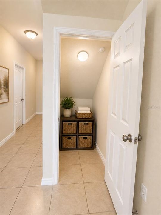 For Sale: $359,000 (3 beds, 2 baths, 1872 Square Feet)