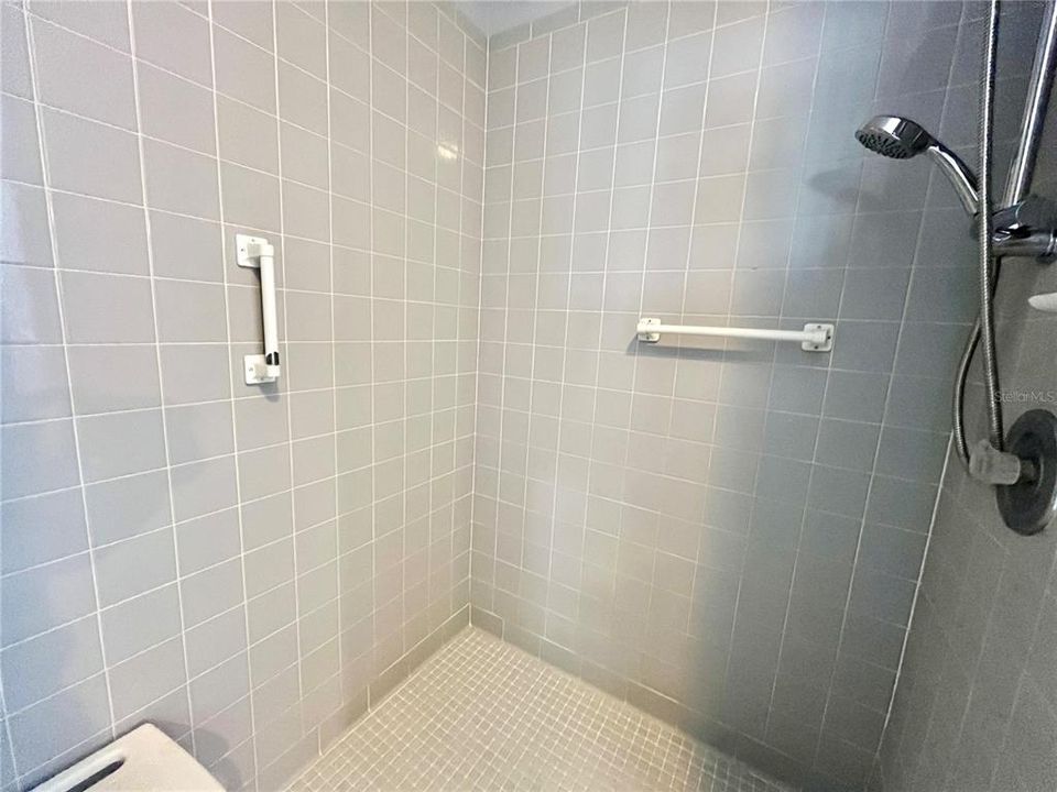 На продажу: $249,000 (2 спален, 2 ванн, 1695 Квадратных фут)