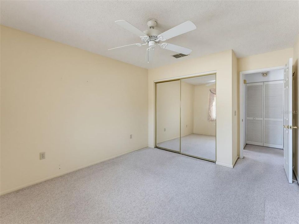 待售: $289,900 (3 贝兹, 2 浴室, 2065 平方英尺)