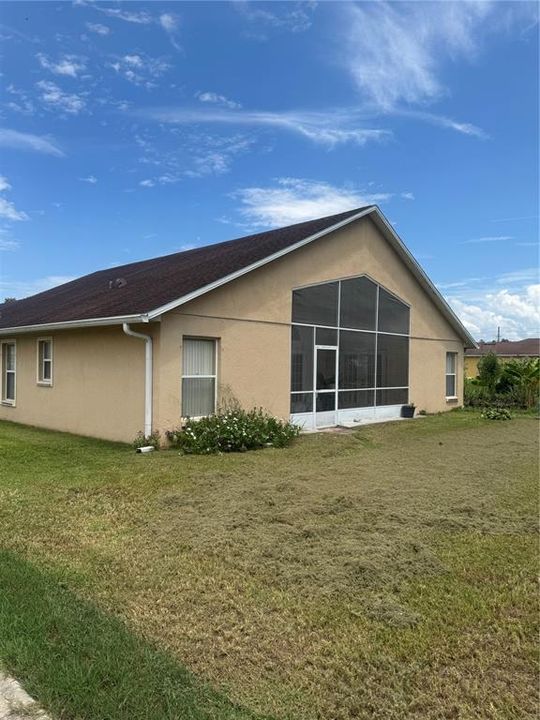 На продажу: $265,900 (3 спален, 2 ванн, 1816 Квадратных фут)