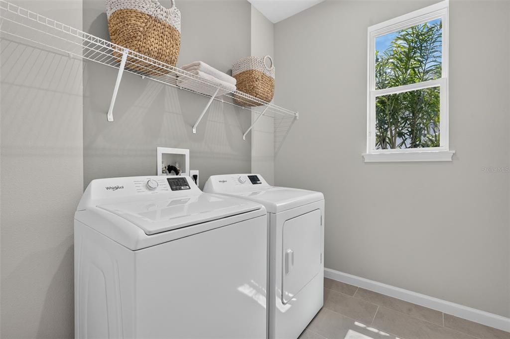 For Sale: $406,075 (3 beds, 2 baths, 2007 Square Feet)