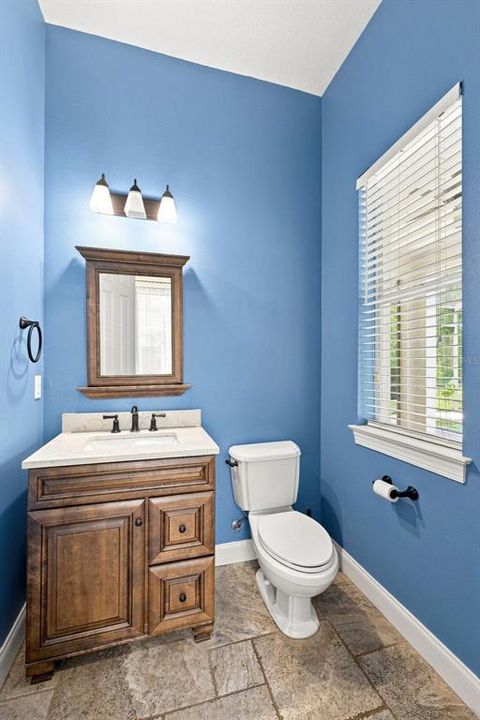 For Sale: $499,000 (4 beds, 3 baths, 3704 Square Feet)