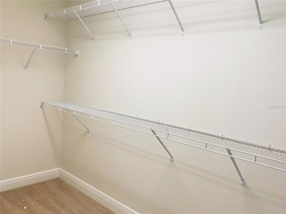 En Renta: $2,350 (3 camas, 2 baños, 1888 Pies cuadrados)