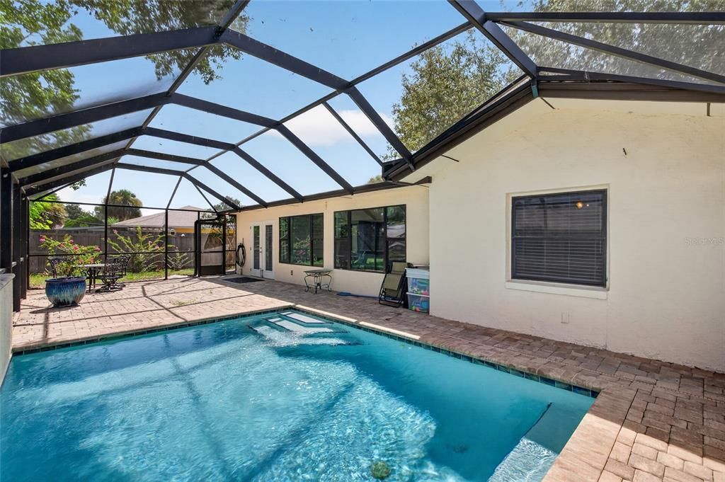 En Venta: $275,000 (2 camas, 2 baños, 1548 Pies cuadrados)