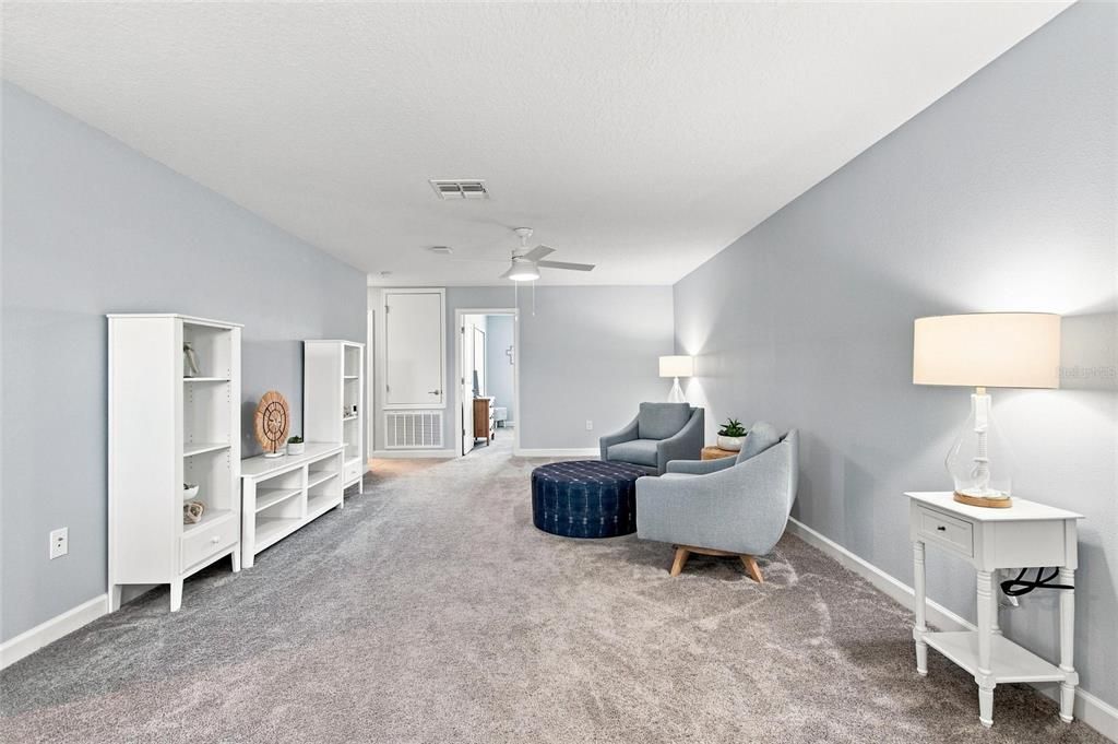 For Sale: $849,900 (6 beds, 4 baths, 3867 Square Feet)