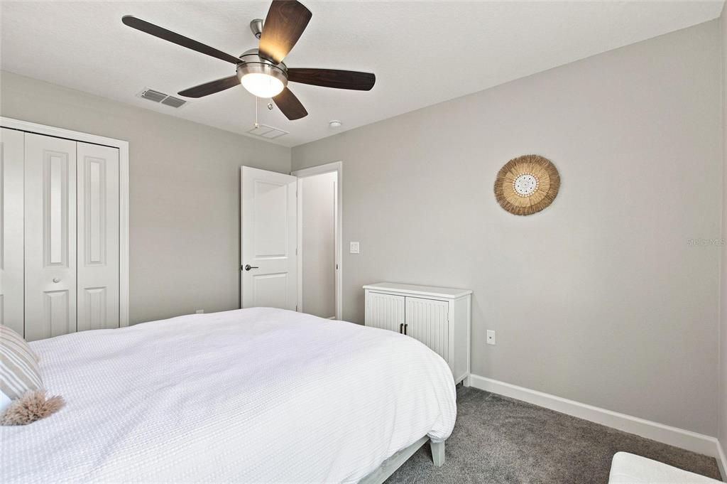 For Sale: $849,900 (6 beds, 4 baths, 3867 Square Feet)