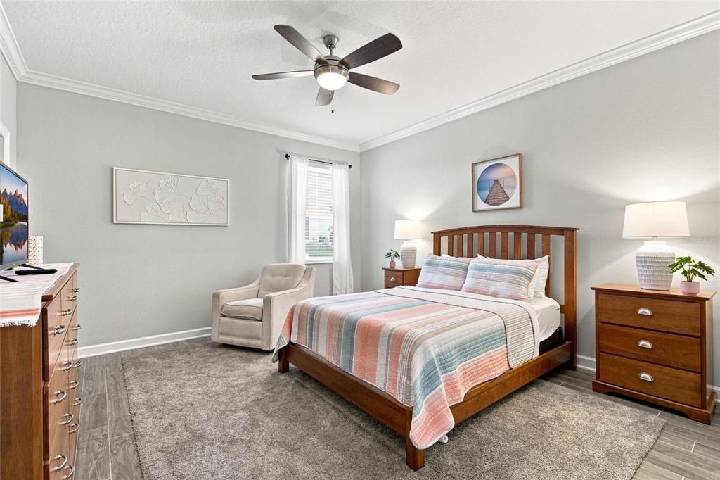 For Sale: $849,900 (6 beds, 4 baths, 3867 Square Feet)
