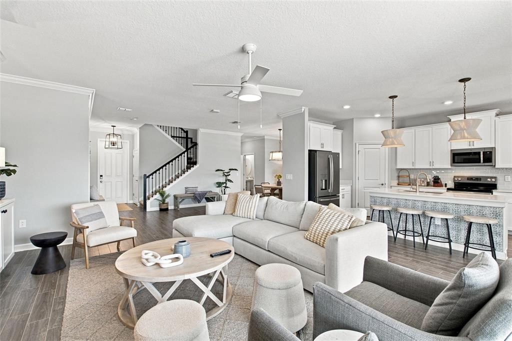 For Sale: $849,900 (6 beds, 4 baths, 3867 Square Feet)