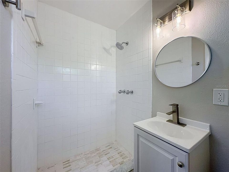 En Venta: $350,000 (3 camas, 2 baños, 1080 Pies cuadrados)
