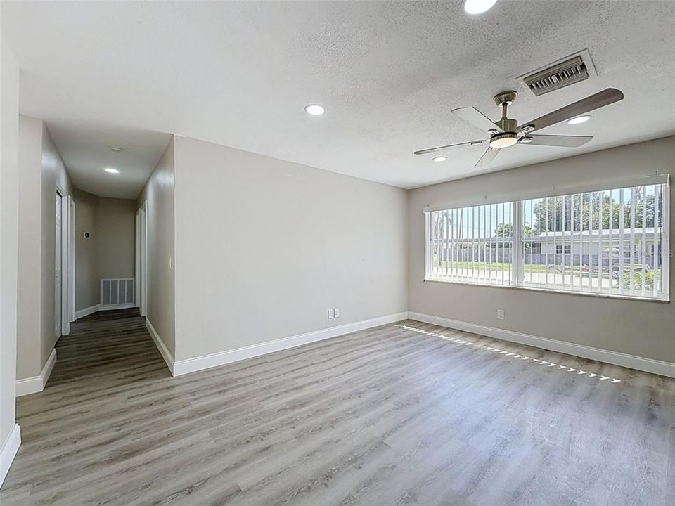 En Venta: $350,000 (3 camas, 2 baños, 1080 Pies cuadrados)