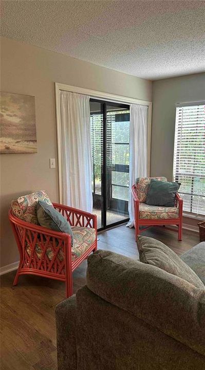 For Rent: $3,700 (2 beds, 2 baths, 1865 Square Feet)