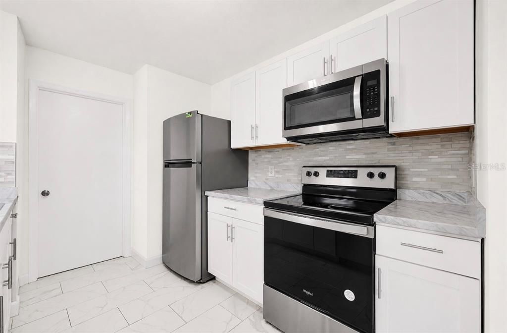В аренду: $2,500 (3 спален, 2 ванн, 1165 Квадратных фут)