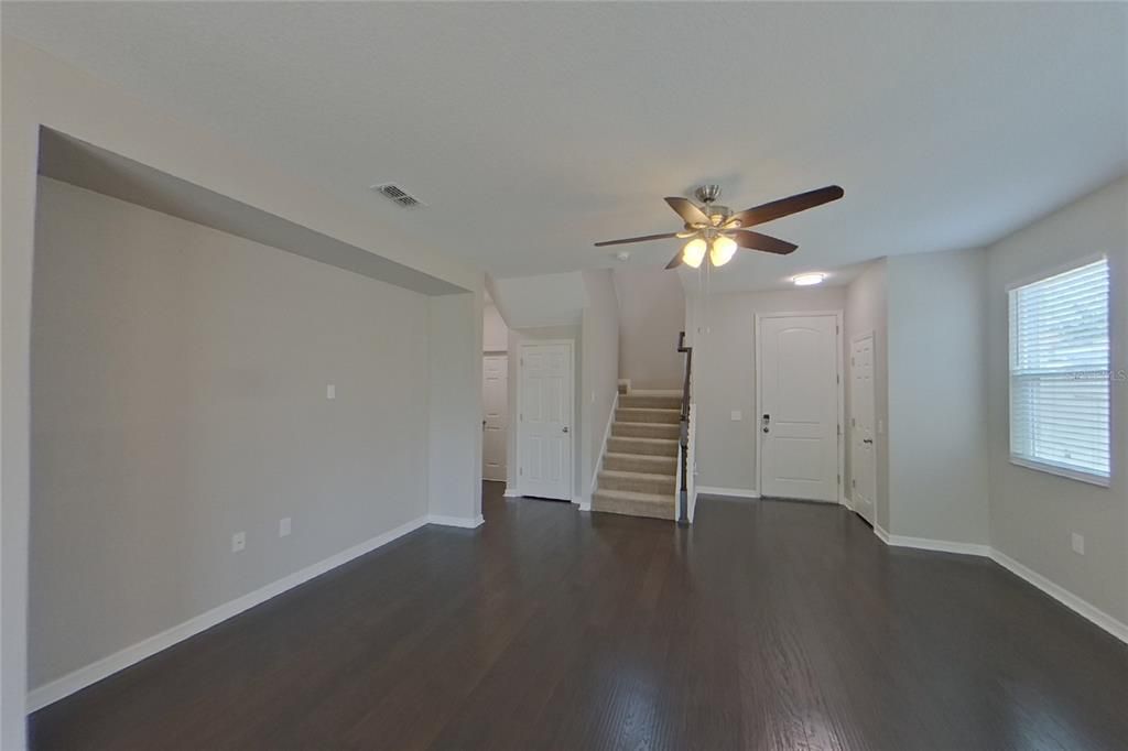 For Rent: $2,399 (4 beds, 3 baths, 1846 Square Feet)