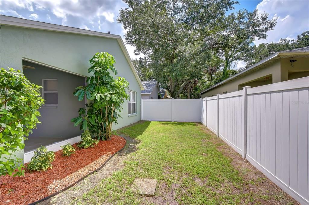 For Sale: $325,000 (3 beds, 2 baths, 1340 Square Feet)