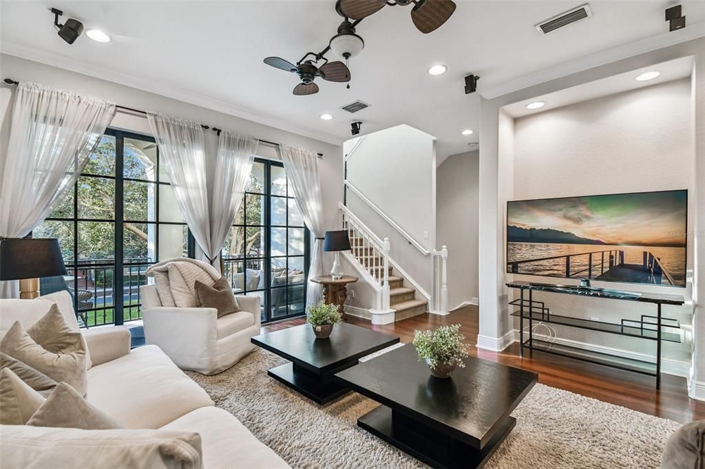 For Sale: $595,000 (2 beds, 2 baths, 1745 Square Feet)