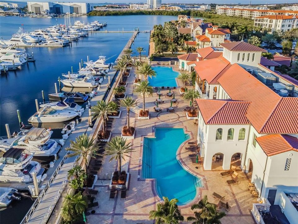 For Sale: $595,000 (2 beds, 2 baths, 1745 Square Feet)