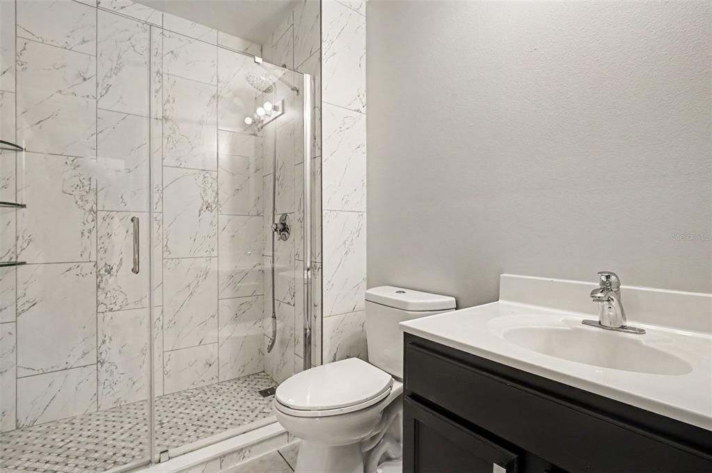 For Sale: $650,000 (5 beds, 2 baths, 3800 Square Feet)