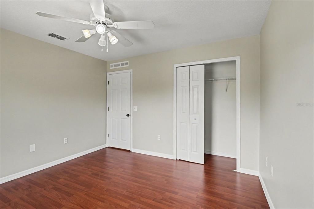 For Sale: $650,000 (5 beds, 2 baths, 3800 Square Feet)
