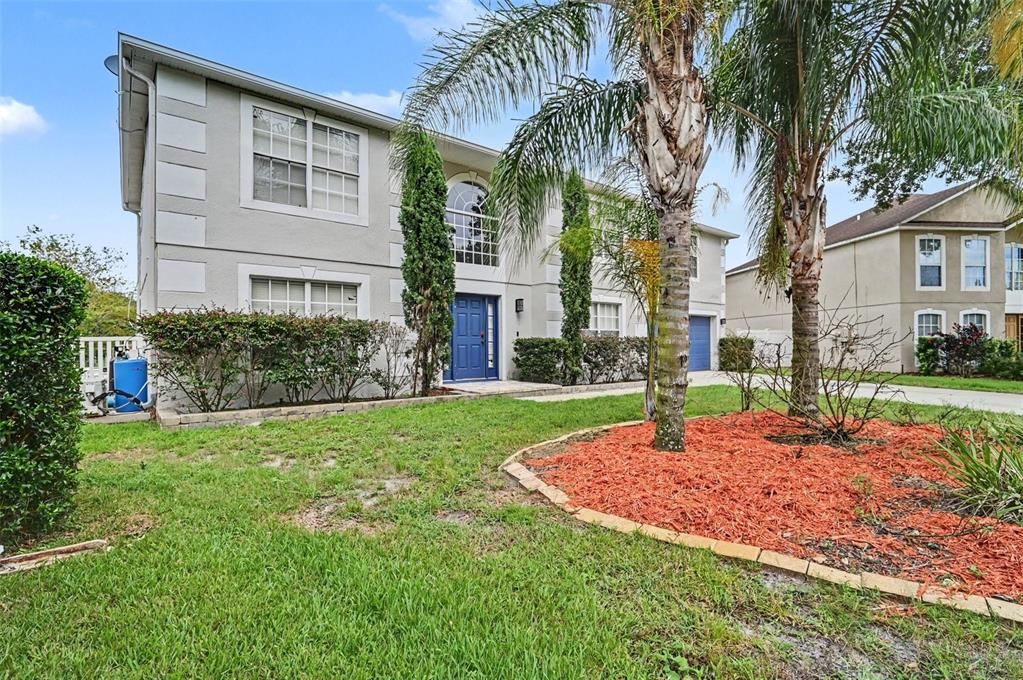 For Sale: $650,000 (5 beds, 2 baths, 3800 Square Feet)