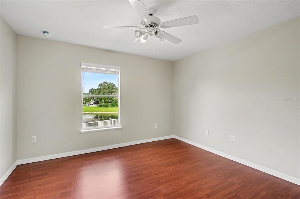 For Sale: $650,000 (5 beds, 2 baths, 3800 Square Feet)