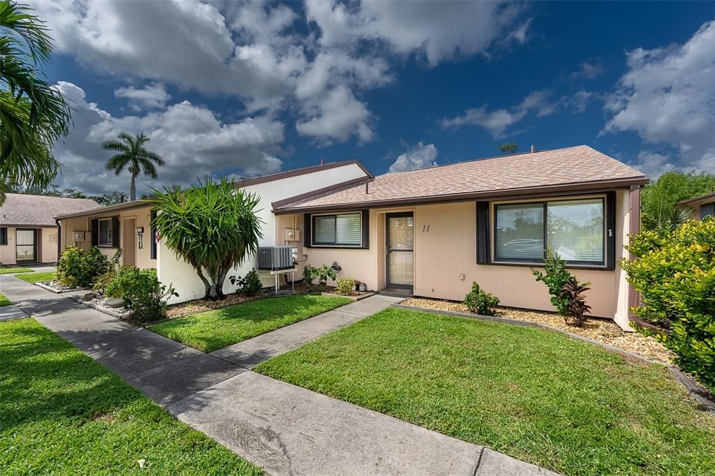 For Rent: $1,595 (2 beds, 2 baths, 1058 Square Feet)