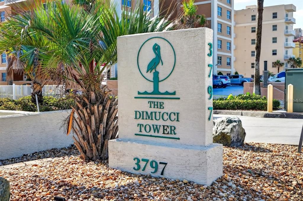 En Venta: $874,900 (3 camas, 2 baños, 2062 Pies cuadrados)