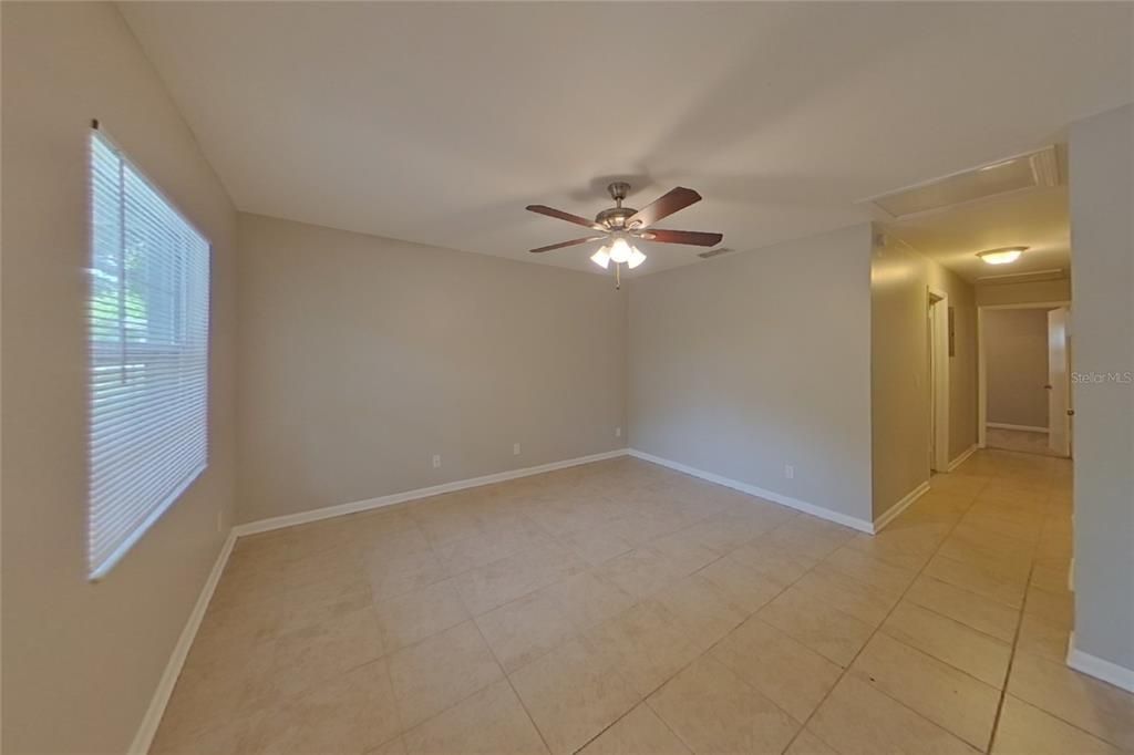 For Rent: $2,249 (4 beds, 2 baths, 1436 Square Feet)