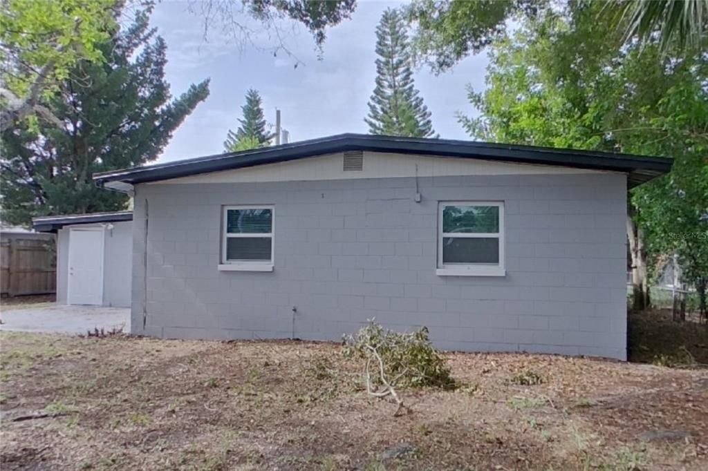 For Rent: $2,249 (4 beds, 2 baths, 1436 Square Feet)