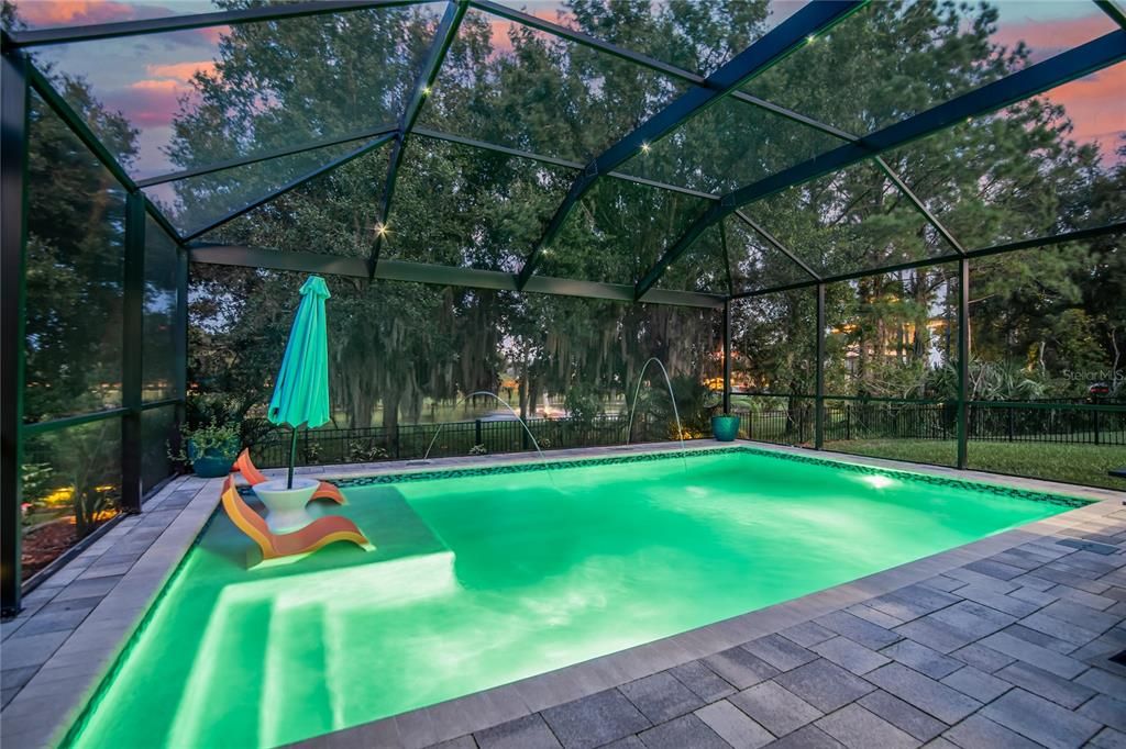En Venta: $570,000 (4 camas, 2 baños, 2443 Pies cuadrados)
