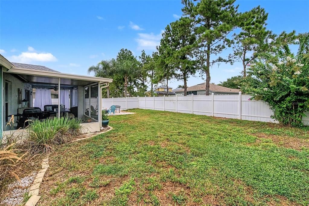 En Venta: $399,000 (4 camas, 2 baños, 1936 Pies cuadrados)
