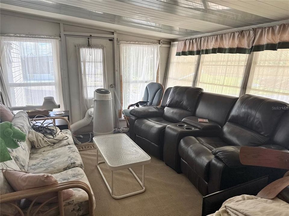En Venta: $84,500 (2 camas, 2 baños, 936 Pies cuadrados)
