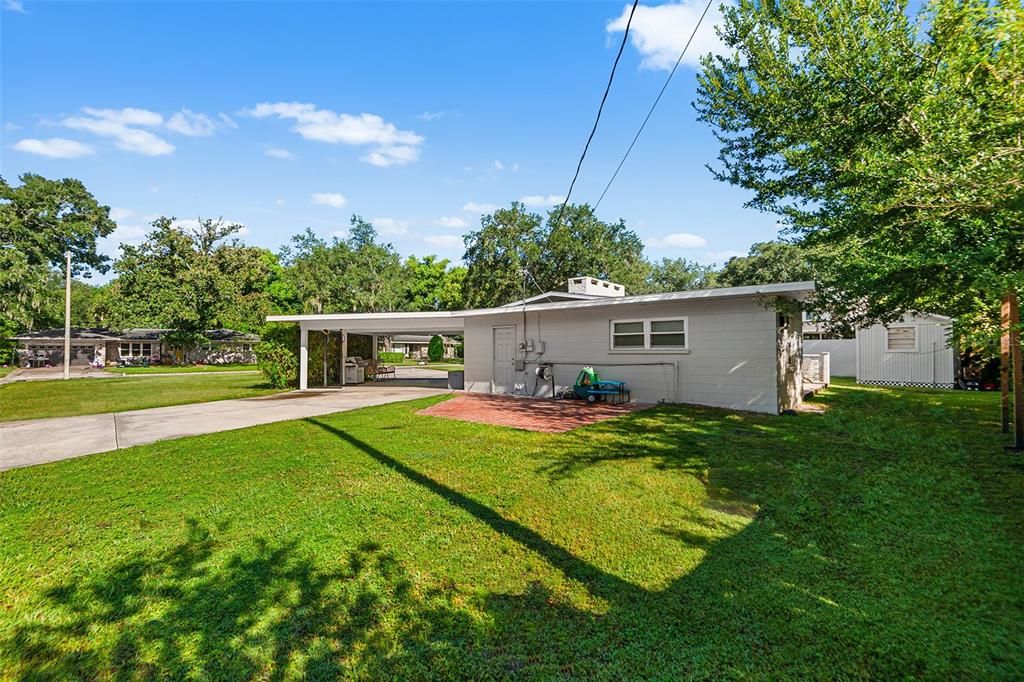 For Sale: $450,000 (3 beds, 2 baths, 1744 Square Feet)