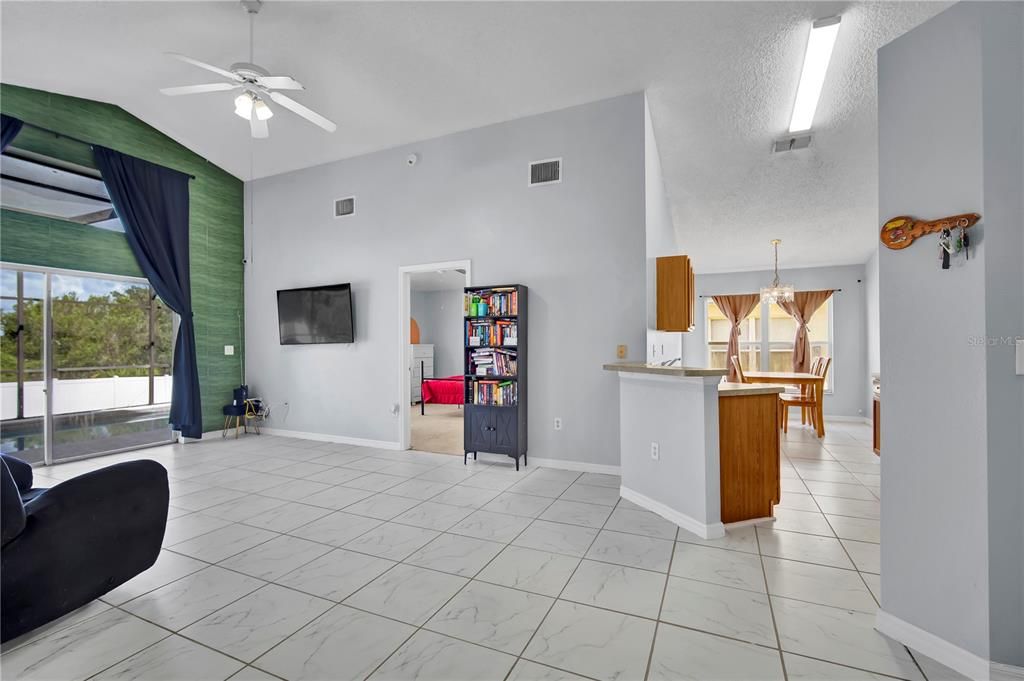 For Sale: $339,990 (3 beds, 2 baths, 1168 Square Feet)