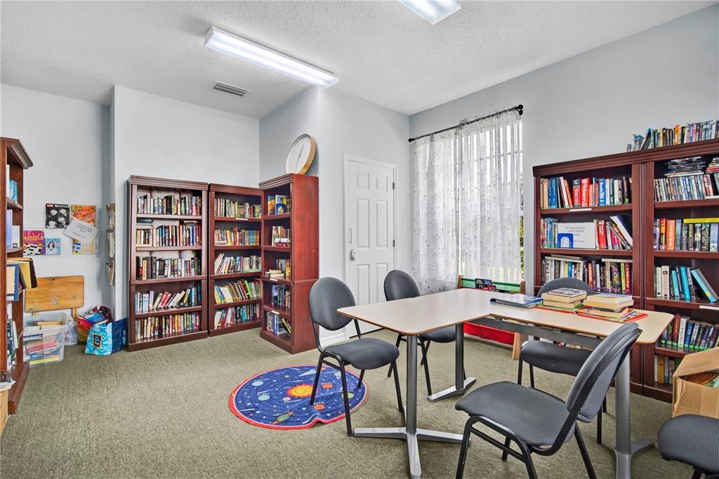 For Sale: $339,990 (3 beds, 2 baths, 1168 Square Feet)