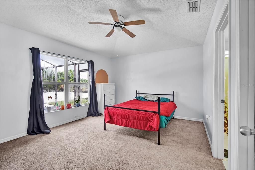 For Sale: $339,990 (3 beds, 2 baths, 1168 Square Feet)