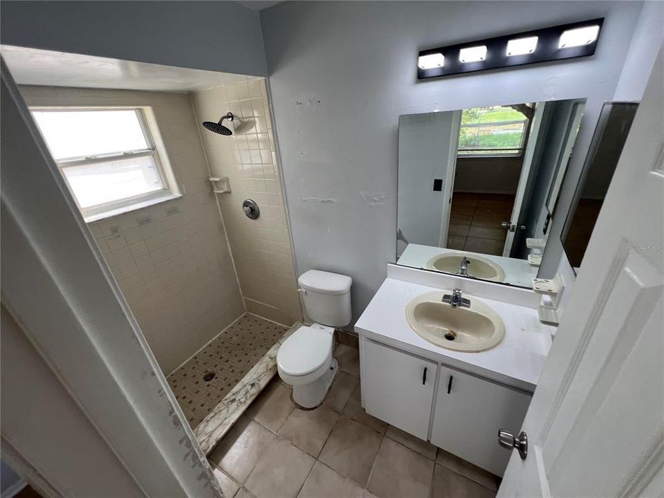 For Sale: $315,000 (4 beds, 2 baths, 1577 Square Feet)