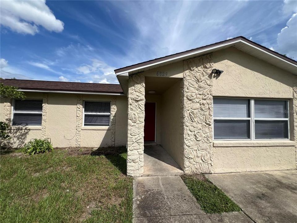 For Sale: $315,000 (4 beds, 2 baths, 1577 Square Feet)