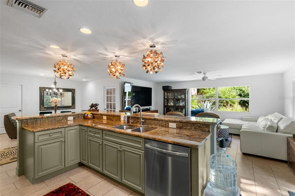 For Sale: $1,525,000 (3 beds, 2 baths, 1890 Square Feet)