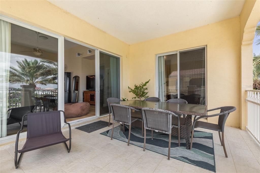 For Rent: $3,900 (3 beds, 2 baths, 1859 Square Feet)