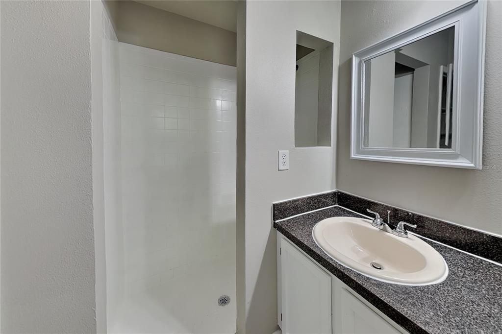 For Rent: $2,179 (3 beds, 2 baths, 1680 Square Feet)